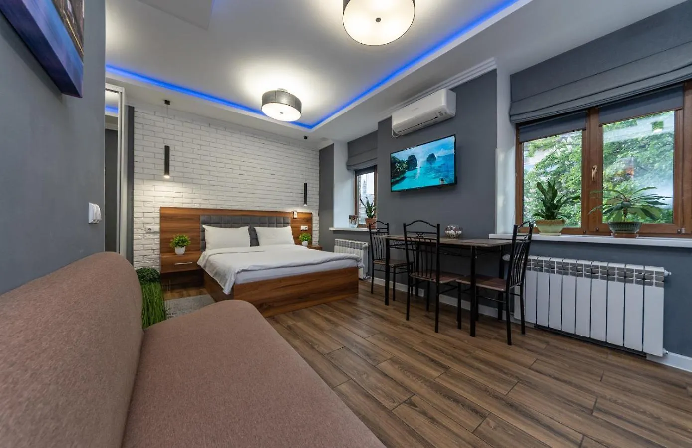 Lux Apartment Near Arena City 키예프 우크라이나