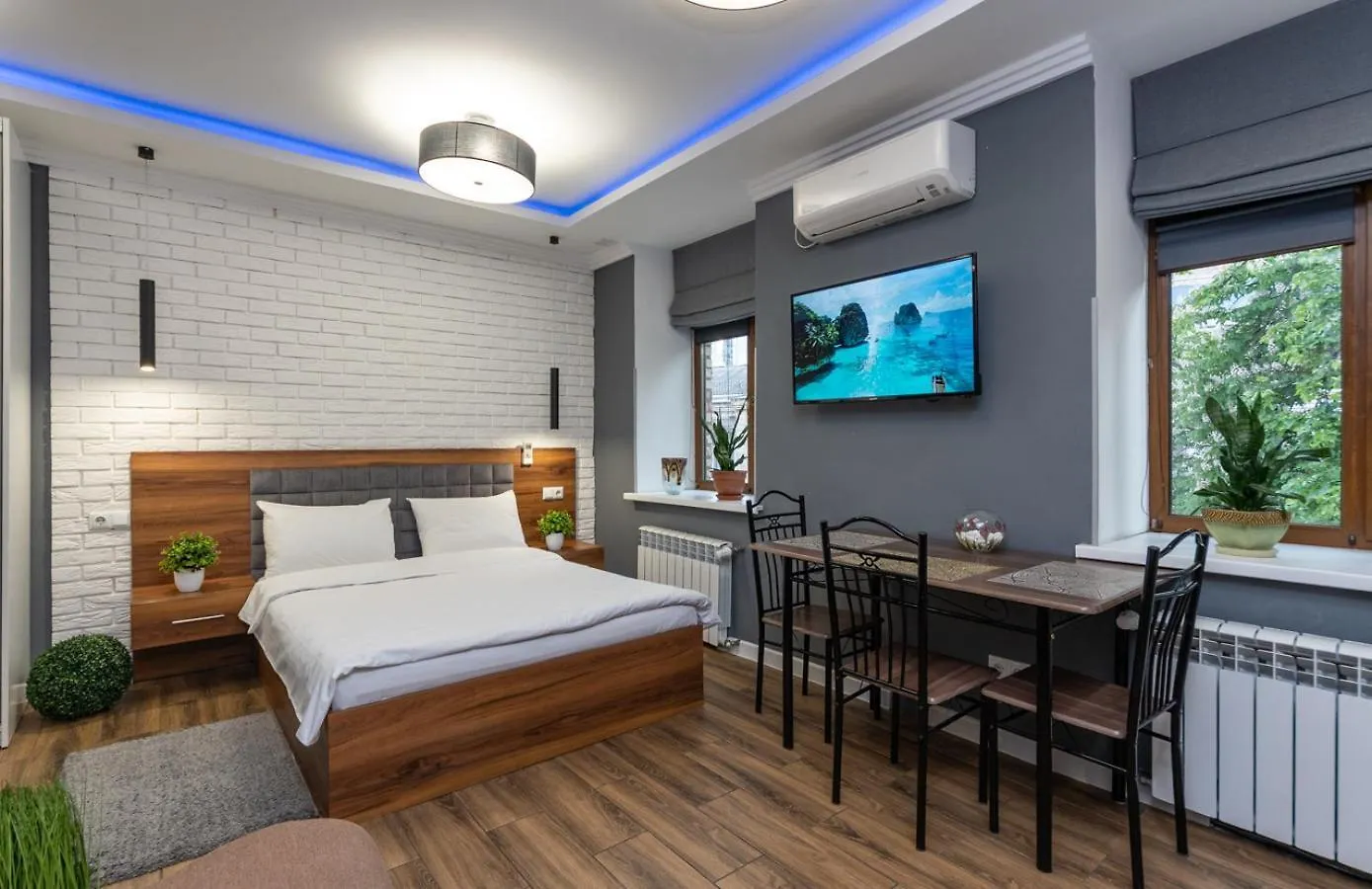 Lux Apartment Near Arena City Kyjev 0*,